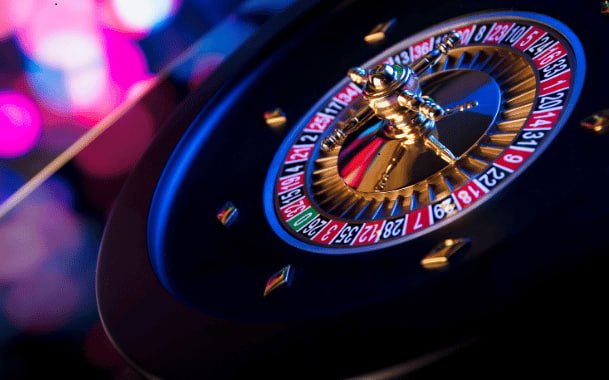 Antarmuka aplikasi dewa888 menampilkan menu sportsbook dan live casino